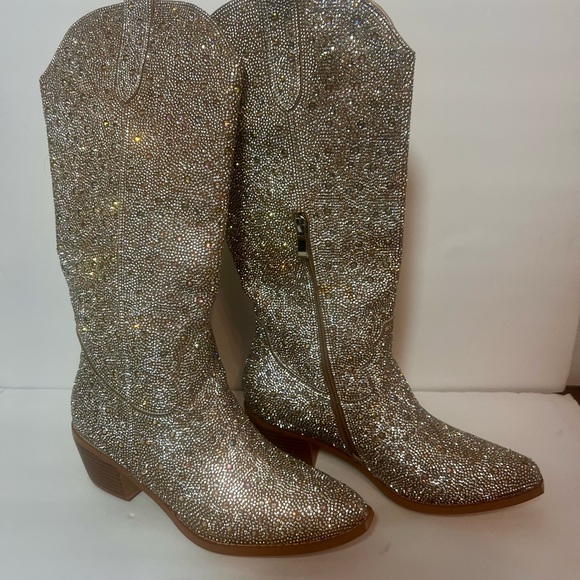 Rhinestone Cowgirl Boots Silver Sparkling Bedazzled Mid-Calf Size 7.5 or 8 - Picture 5 of 13